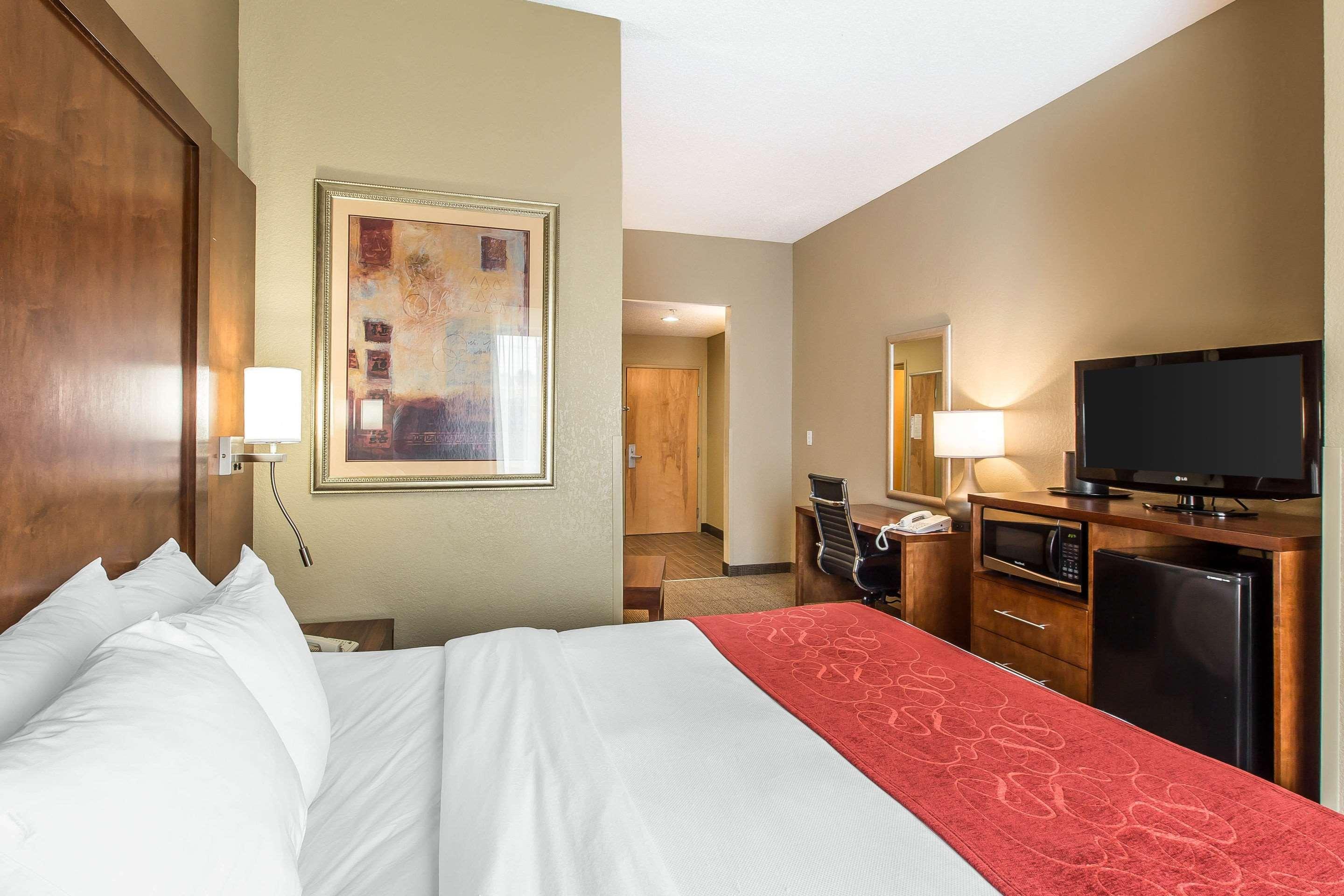 Comfort Suites Oxford I-20 Exit 188 Екстер'єр фото
