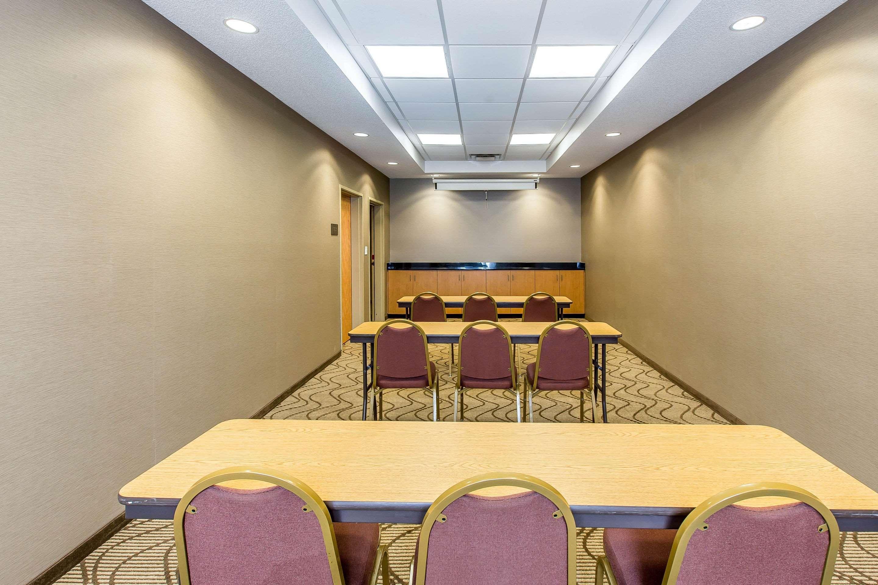 Comfort Suites Oxford I-20 Exit 188 Екстер'єр фото