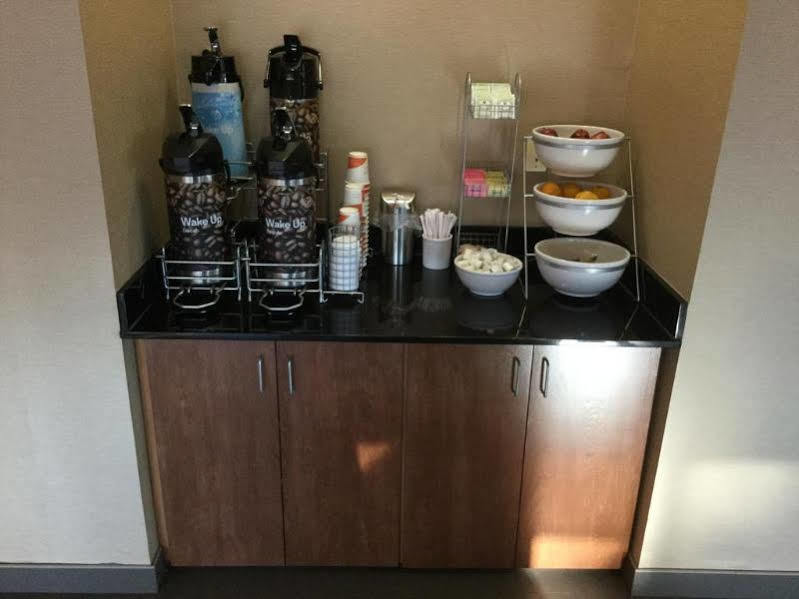 Comfort Suites Oxford I-20 Exit 188 Екстер'єр фото